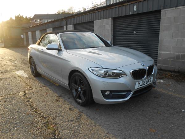 BMW 220D  2.0 D  Sport Convertible